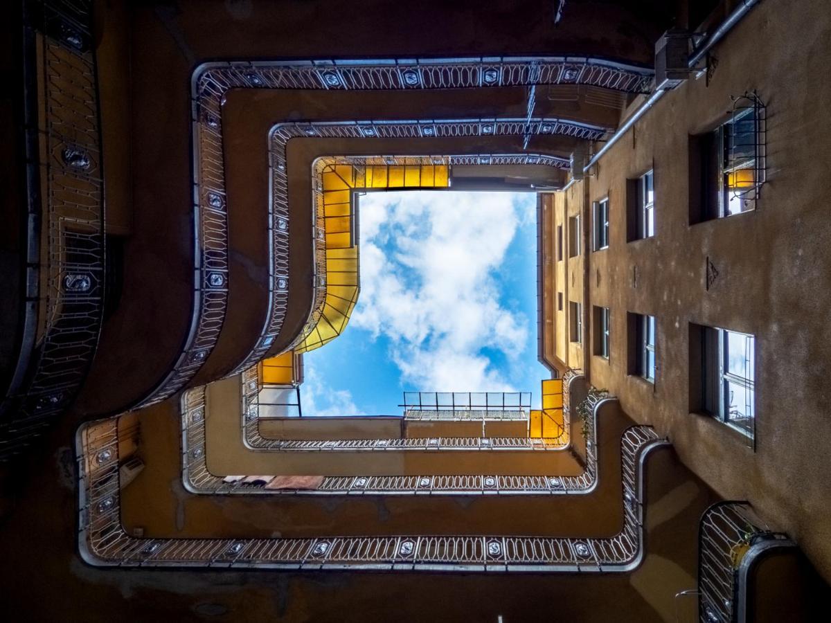 Apartamento The Birdcage Budapest Exterior foto