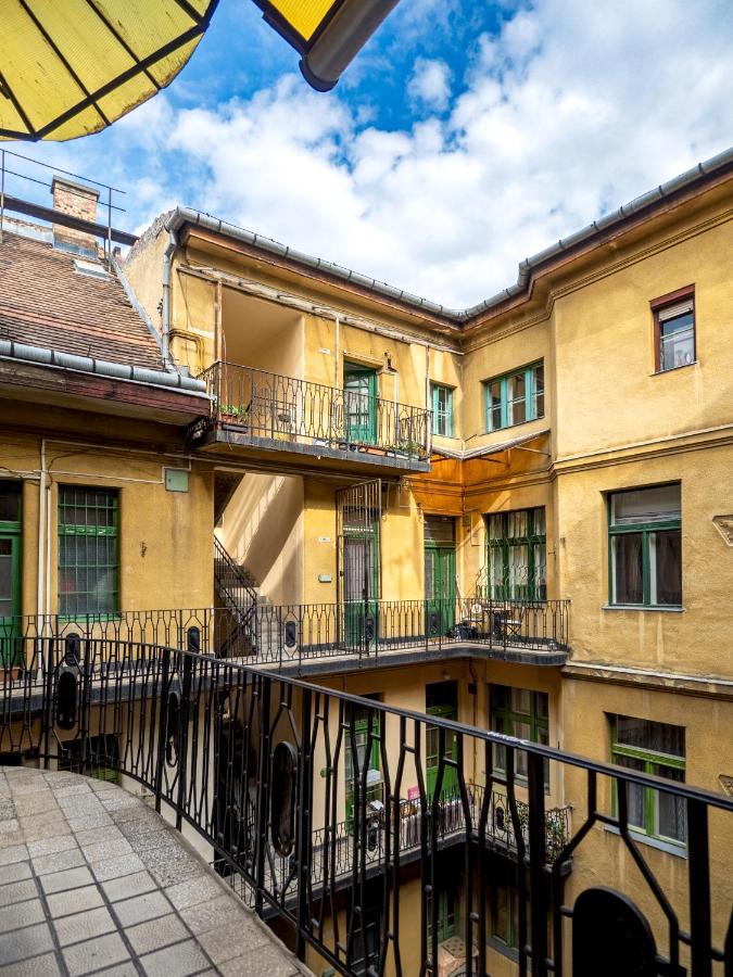 Apartamento The Birdcage Budapest Exterior foto